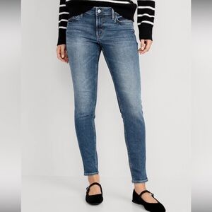 NWT OLD NAVY Mid-Rise Rockstar Super-Skinny Ankle Jeans, Medium Wash, 6 Regular